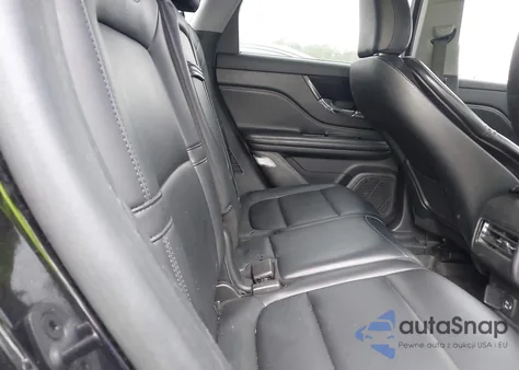 2021 Lincoln Corsair Standard z USA, uszkodzony, nr VIN 5LMCJ1D93MUL24365